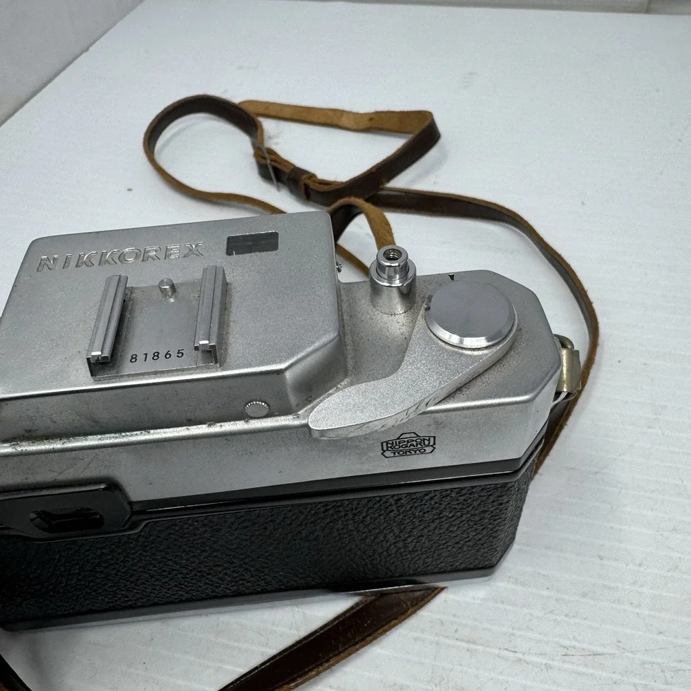 Nikkorex 35 Leaf shutter SLR Camera No.89387 Nikkor-Q 2.5/5cm‎